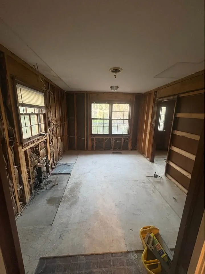 Room cleared while built-in shelving remains
